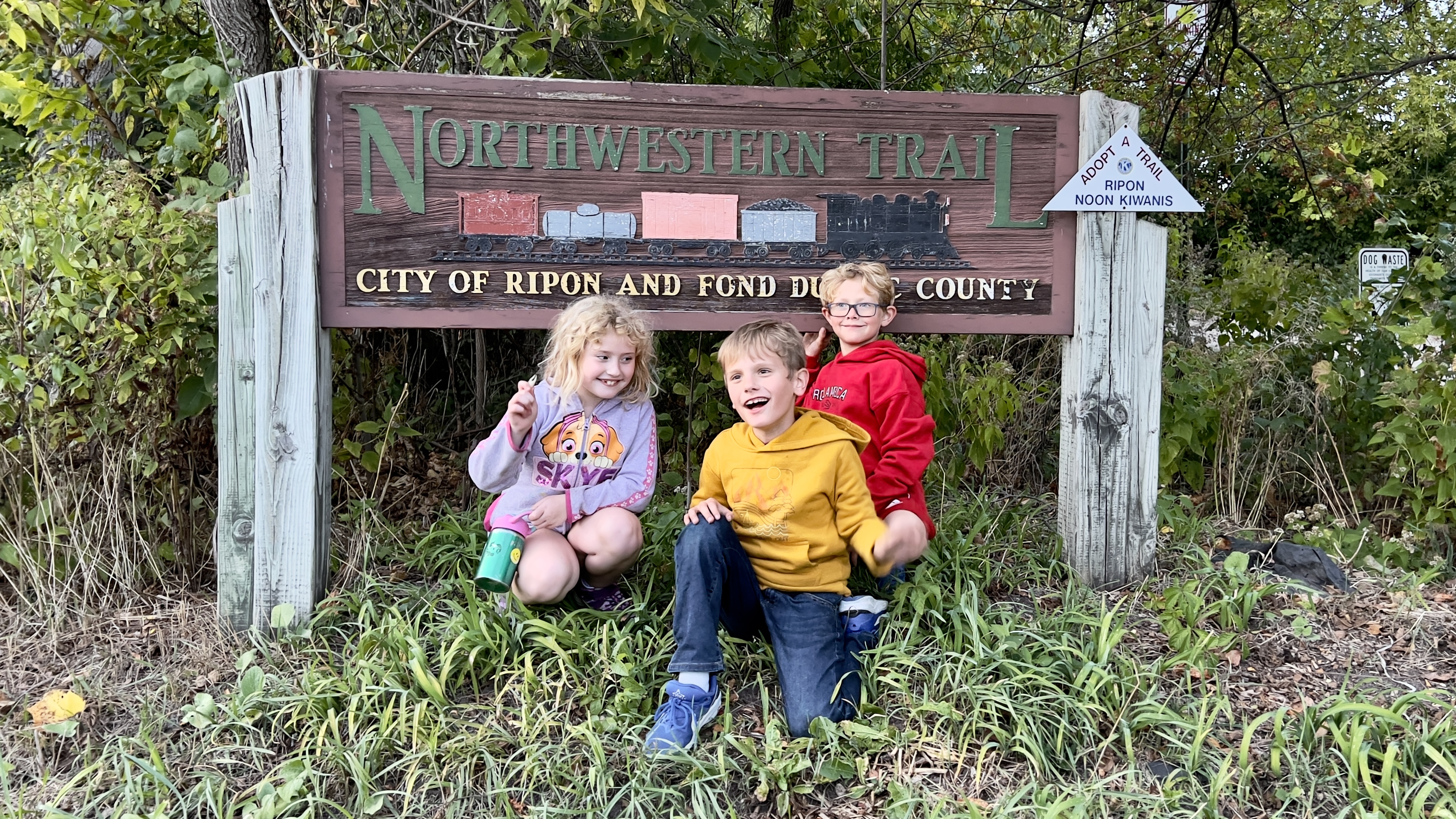 Pack 3735 hiking the Northwestern Trail in Ripon